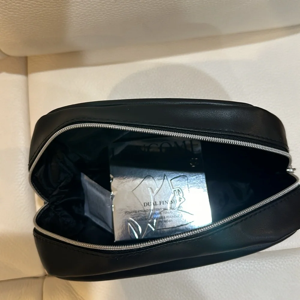 LANCÔME PARIS DUAL FINISH Colors-100 Porcelaine Delicate and COSMETIC BAG